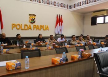 Polda Papua Ikuti Zoom Meeting dengan Tema “Penanganan Bencana Alam”