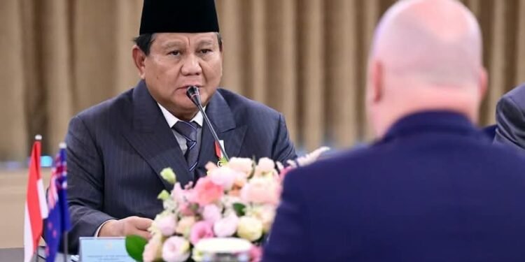 Presiden Prabowo Bertemu PM Selandia Baru Bahas Peningkatan Kerja Sama Ekonomi dan Perdagangan