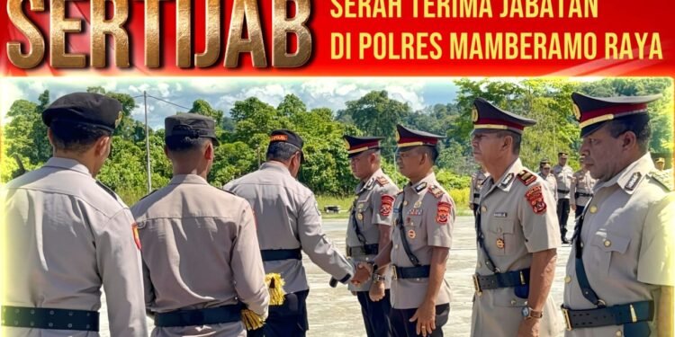 Upacara Serah Terima Jabatan Kabag Ops, Kasat Binmas dan Kasat Narkoba Polres Mamberamo Raya
