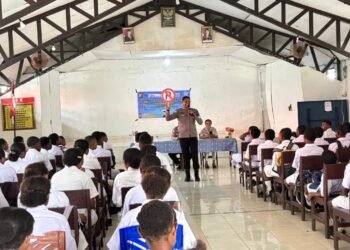 Pembinaan Keselamatan Berlalu Lintas di Kalangan Pelajar oleh Satlantas Polres Sarmi