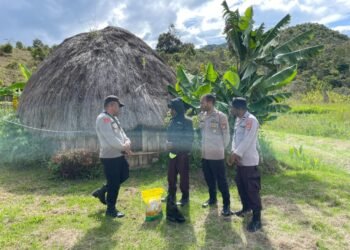 Bangun Kemitraan, Polsek Asologaima Silaturahmi ke Kepala Suku Adat