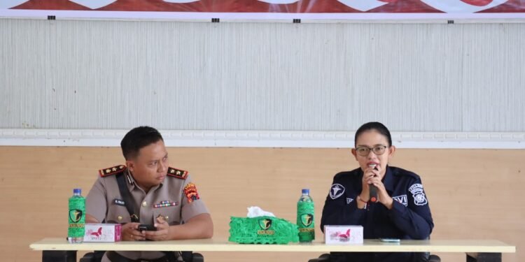 Personil Polres Sarmi Ikuti Penyuluhan Kesehatan Pencegahan dan Pengendalian Penyakit Sifilis dari Biddokkes Polda Papua