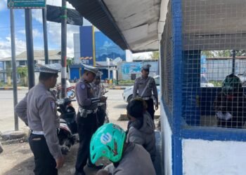 Satlantas Polres Jayawijaya Laksanakan Penyuluhan Keliling, Tingkatkan Kesadaran Tertib Berlalu Lintas