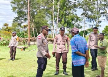 Polsek Kurulu Tingkatkan Hubungan Harmonis dengan Masyarakat melalui Sambang Tokoh