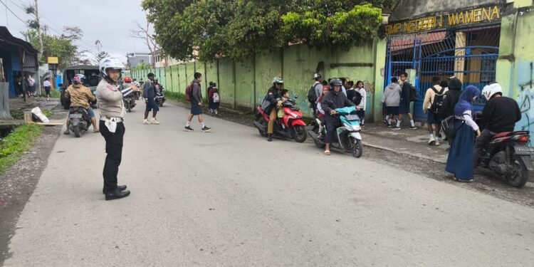 Satlantas Polres Jayawijaya Gelar Strong Point Pagi, Tegakkan Tertib Lalu Lintas