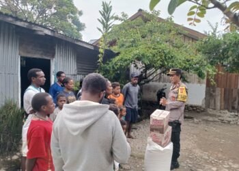 Sat Binmas Polres Jayawijaya Sambangi Anak Binaan di Wamena