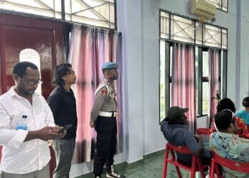Polres Sarmi Amankan Pelaksanaan Rapat Pleno ke-XVIII Dewan Adat Papua di Aula Kantor Bupati Sarmi