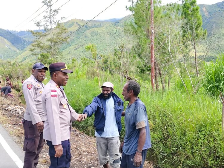 Sat Samapta Polres Jayawijaya Laksanakan Patroli Dialogis Pastikan Situasi Wilayah Tertib dan Aman