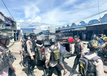 Kapolsek Asologaima Lakukan Sambang di Distrik Asologaima, Warga Apresiasi Kehadiran Polisi