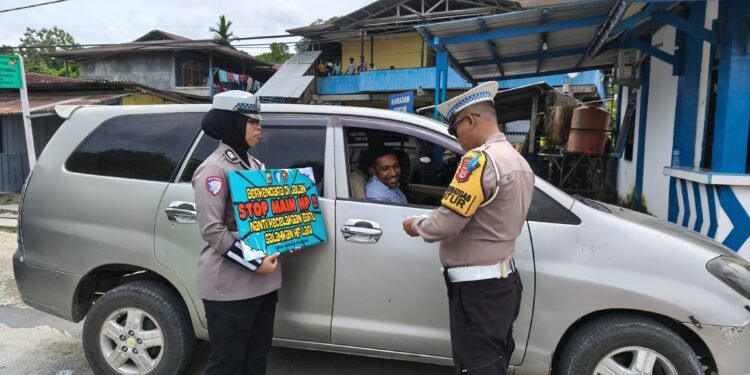 Sat Lantas Polres Sarmi Gencarkan Edukasi Keselamatan pada Hari ke-11 Ops Zebra Cartenz 2025