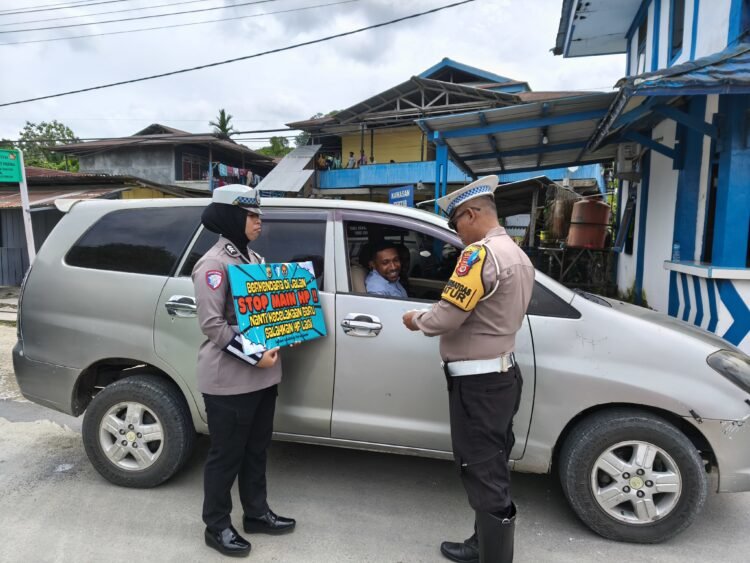 Sat Lantas Polres Sarmi Gencarkan Edukasi Keselamatan pada Hari ke-11 Ops Zebra Cartenz 2025