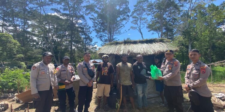 Sat Binmas Polres Jayawijaya Berikan Himbauan Kamtibmas kepada Komunitas Anak dan Remaja
