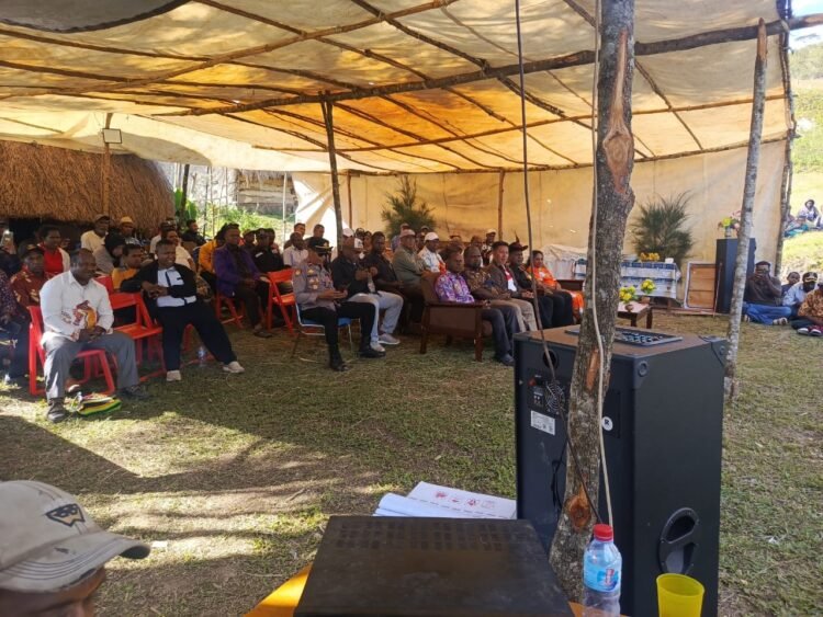 Polsek Bolakme Amankan Pembukaan Kelompok Tani Munak dan Peresmian Papan Nama Sekretariat Distrik Wentab Munak di Yalengga