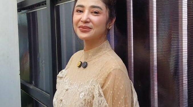 Artis Muda Elena Juniasari Ternyata Hobi Menari