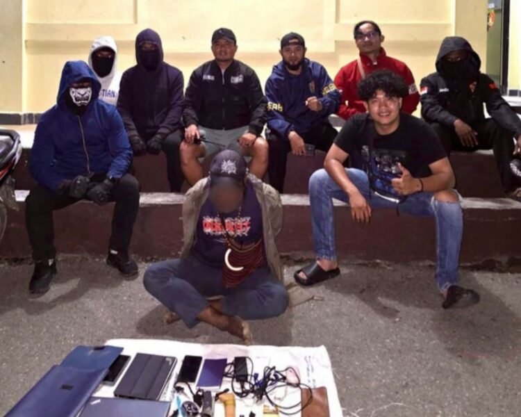 Sat Resnarkoba Polres Jayawijaya Berikan Penyuluhan Bahaya Narkoba dan Tanamkan Semangat Cinta Tanah Air kepada Siswa-siswi Pramuka