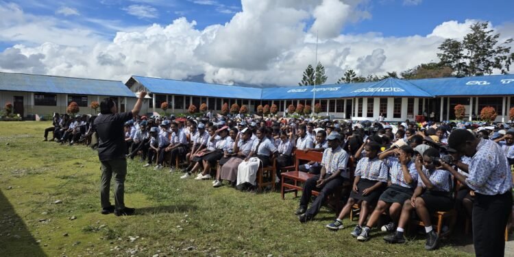 Polsek Kurulu Pantau Perkembangan Tanaman Jagung Kuartal III, Dukung Program Ketahanan Pangan Nasional