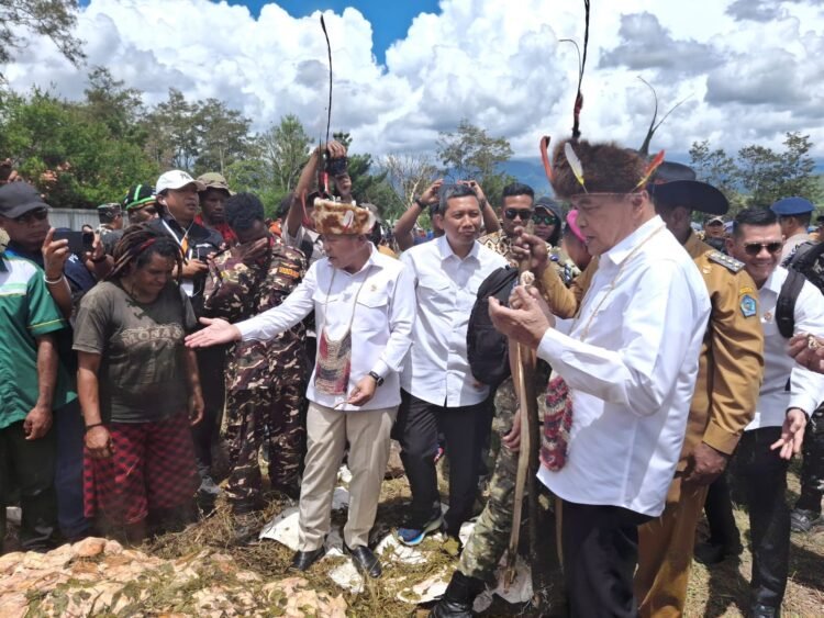 Menko Polhukam dan Kepala BIN RI Tiba di Wamena, Polres Jayawijaya Lakukan Pengamanan Terpadu