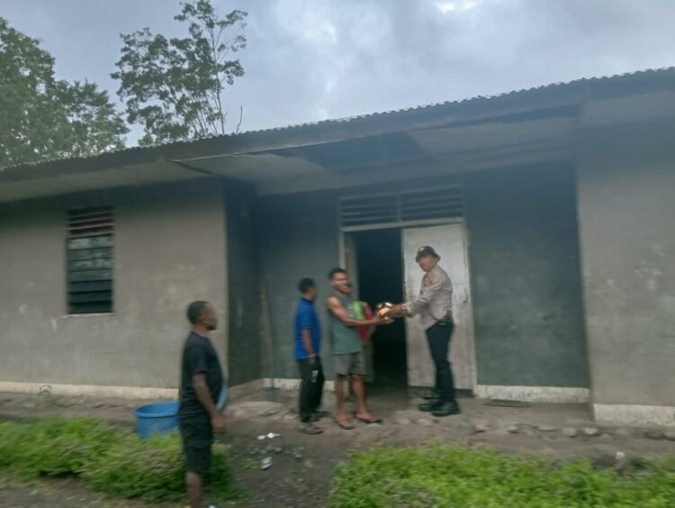 Bangun Keakraban Dan Keamanan, Polsek Wamena Kota Sambangi Tokoh Agama dan Pemuda