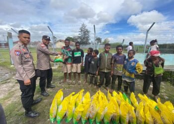 Sat Binmas Polres Jayawijaya Sambangi Anak Binaan, Berikan Motivasi Positif