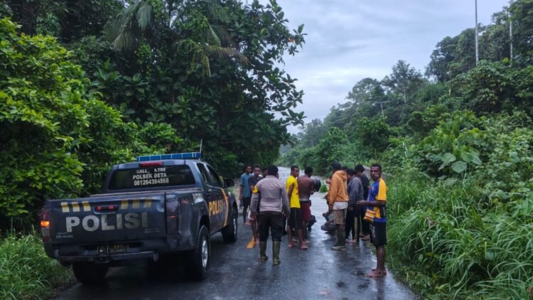 Sejumlah Wilayah Terendam, Polsek Pantai Timur Kerahkan Anggota Pantau Dampak Banjir