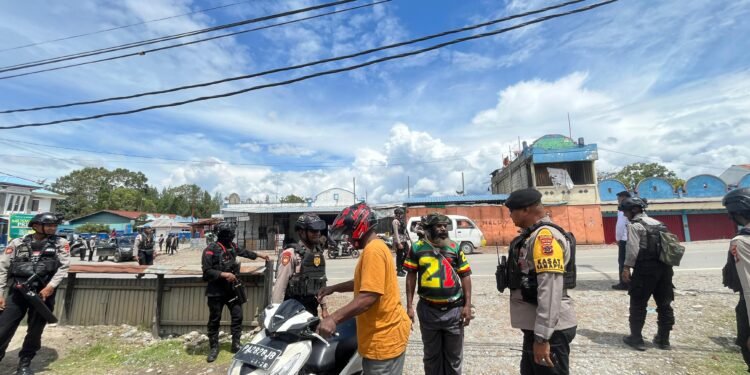 Patroli Humanis Polres Jayawijaya, Jaga Ketertiban Kota Wamena