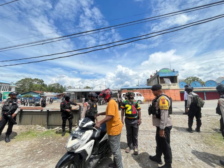 Patroli Humanis Polres Jayawijaya, Jaga Ketertiban Kota Wamena