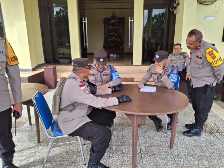Polres Jayawijaya Laksanakan Pemeriksaan Kesehatan Personel Jelang Operasi Lilin 2025