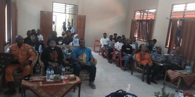 Sinergi Kembangkan Pariwisata Bahari, Kapolsek Sarmi Kota Hadiri Pelatihan Selam Dasar