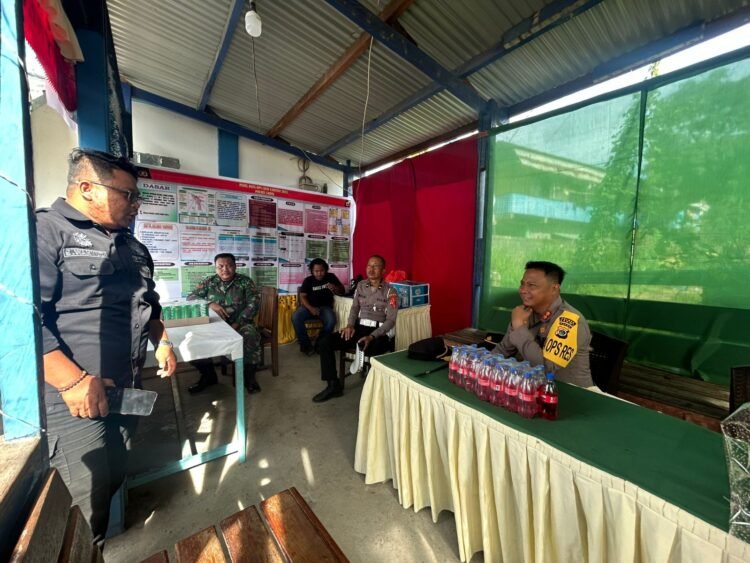 Kapolres Sarmi Tinjau Pengamanan Perbankan dan Pos Pam Operasi Lilin Cartenz 2025