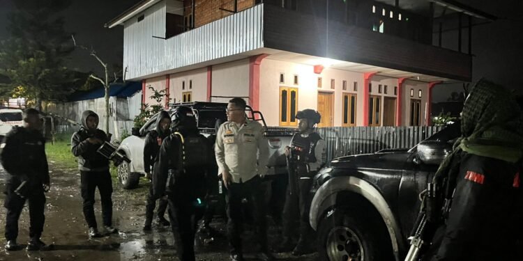 Polres Jayawijaya Pastikan Kamtibmas Aman Selama Pos Terpadu Ops Lilin Cartenz 2025