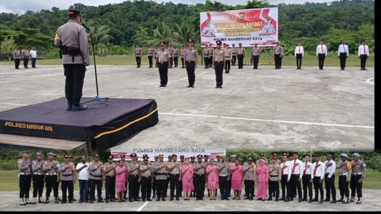 Pengamanan Ibadah Malam Akhir Tahun 2025 di Gereja GKI Effata Kasonawrja