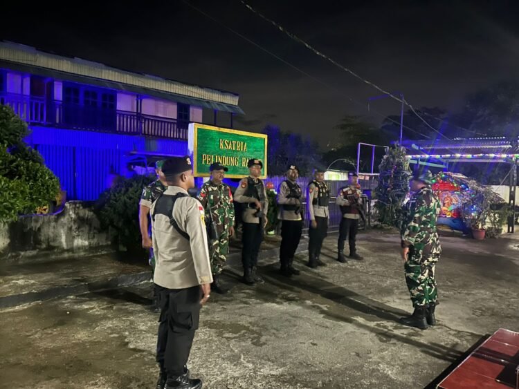 Sinergitas TNI–Polri, Sat Samapta Polres Sarmi Gelar Patroli Gabungan di Wilayah Kota