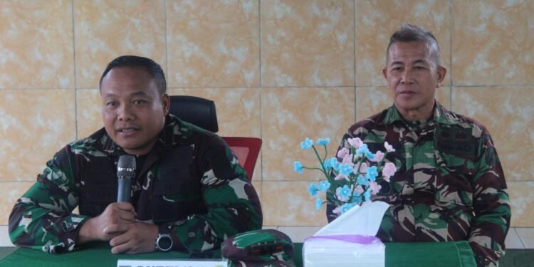 Melihat Langsung Kondisi Prajurit, Dandim 1310/Bitung Sampaikan Arahan dan Harapan kepada Prajurit dan Persit Koramil 01/Bitung