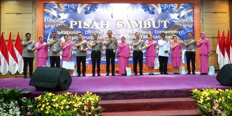 Pisah Sambut Sejumlah Pejabat Utama Polda Sumsel Berlangsung Khidmat di Mapolda Sumsel