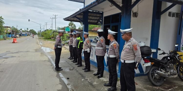 Sat Lantas Polres Sarmi Laksanakan Pengaturan Pagi, Patroli, dan Penjagaan