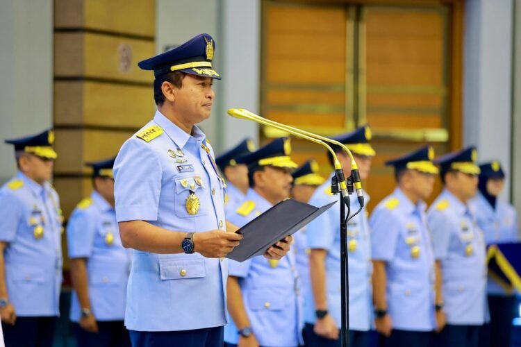 “Kasau Pimpin Penyerahan Jabatan Koorsahli Kasau dan Sertijab Empat Jabatan Strategis TNI AU”