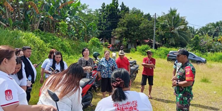 Sukseskan Program KDKMP, Danramil 1310-04/Dimembe Turun Lokasi Cek Pengukuran Lahan