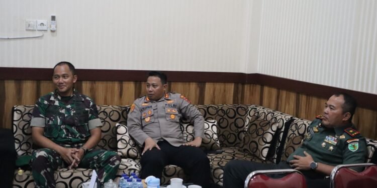 Usai Kunker di Kodim 1712/Sarmi, Danrem 172/PWY Kunjungi Mapolres Sarmi