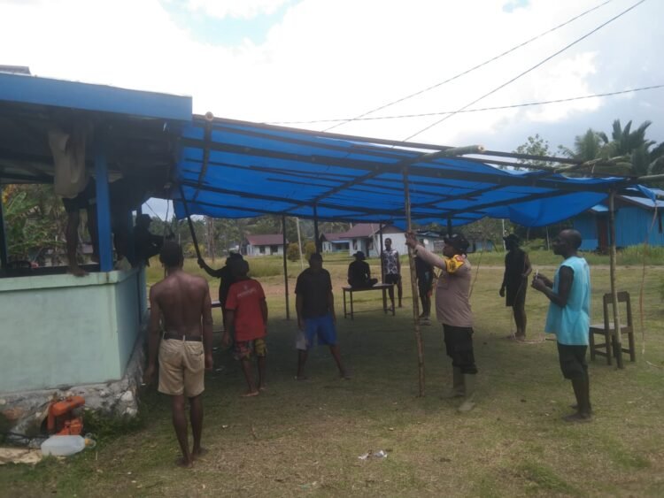 Wujud Kepedulian Polri, Polsek Tor Atas Laksanakan Bantuan Duka di Kampung Seser