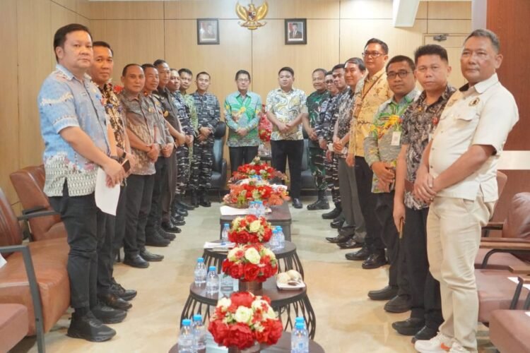 Komitmen Jaga Kamtibmas di Kota Bitung, Dandim 1310/Bitung Hadiri Rakor Bersama Forkopimda dan Forum Lintas Sektoral