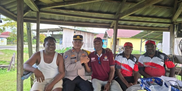 Bhabinkamtibmas Kelurahan Mararena Gencar Lakukan Sambang Kepada Warga Binaannya Guna Ciptakan Kamtibmas Kondusif