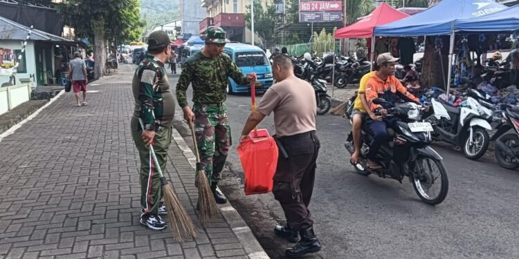 Komitmen TNI – Polri dan Pemerintah Daerah Menjaga Kebersihan Pasar dan Masjid, Dukung Program Nasional