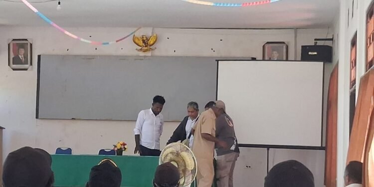 Kapolsek Tor Atas Hadiri Giat Penyelesaian Dokumentasi Penetapan Batas Administrasi Kampung