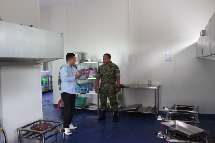 Dandim Kodim 1310/Bitung Tinjau Dapur Sehat SPPG, Pastikan Standar Gizi dan Kebersihan Terjaga