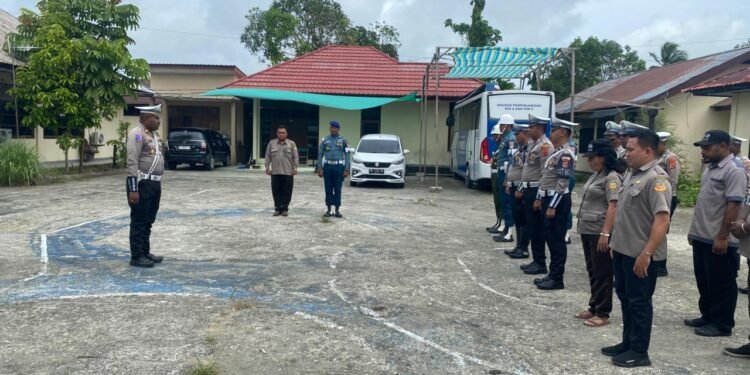Wujudkan Lalu Lintas Tertib, Satlantas Polres Sarmi Laksanakan Razia Pajak Kendaraan