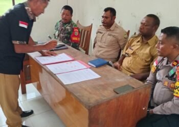 Kapolsek Bonggo Hadiri Penyelesaian Dokumen Penetapan Batas Administrasi Kampung Tarawasih Marenggi