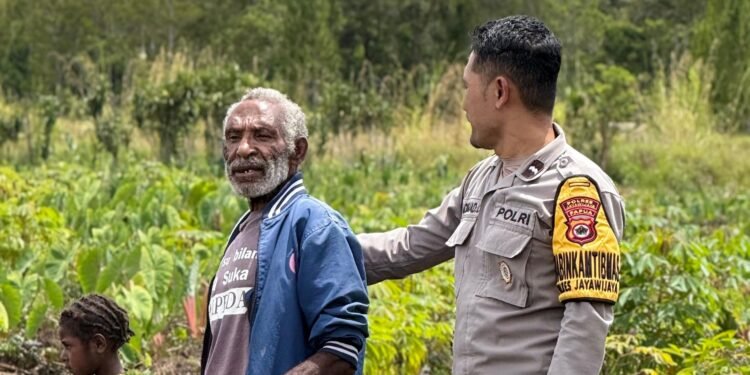 Polsek Kawasan Bandara Cek Lahan Jagung Program Ketahanan Pangan di Wesaput