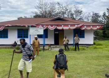 Polsek Bolakme Amankan Sosialisasi Listrik Gratis di Distrik Bolakme