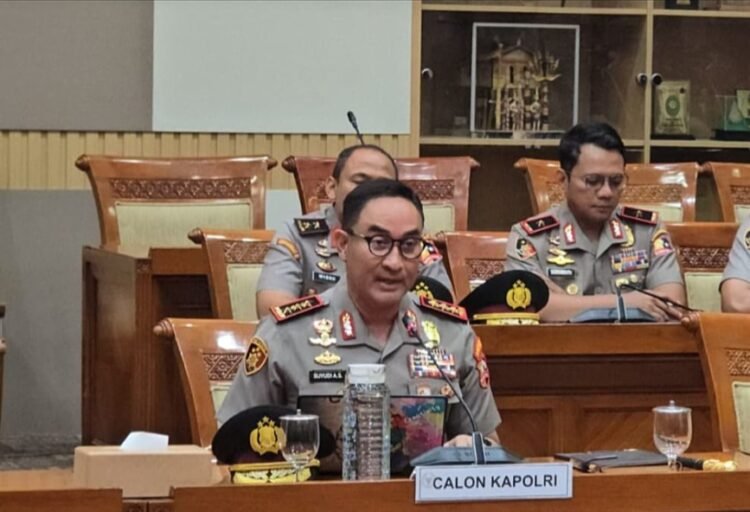 Aklamasi Komisi III, Suyudi Ario Seto Melangkah Jadi Kapolri: Bawa Doktrin “Polisi Bersama Masyarakat”